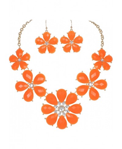 Shiny Flower Statement Collar Necklace with Earrings $15.96 Collars
