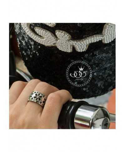 Stainless Steel Daisy Flowers Full Bloom Memorable Band Ring $13.61 Bands