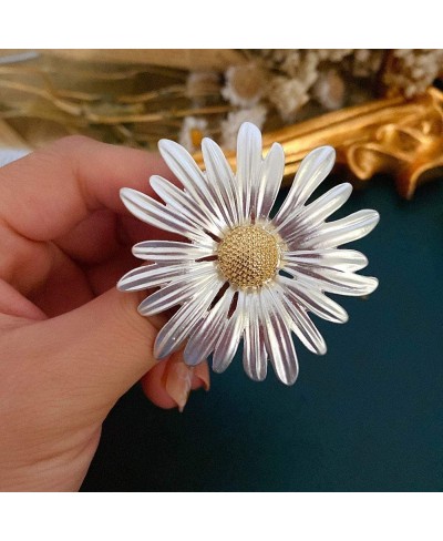 Elegant Vintage Metal Plant Flowers Daisy Brooch Women Brooch Pins Sweater Shawl Clips Brooches Wedding Decoration Flower Pin...