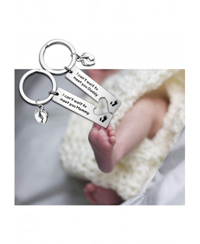 Pregnancy Announcement Gifts I Can't Wait to Meet You Daddy Mommy Keychain Set New Born Gift for Expecting Parents $13.11 Pen...