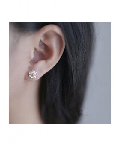 Women Silvering Daisy Earrings Silver Gold Dual-Color Daisy Flower Ear Studs $6.08 Stud