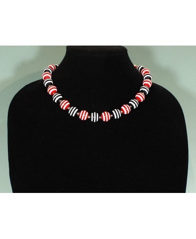 Stripey Black and Red Striped Bead Necklace 19 Inches Adjustable $18.17 Strands