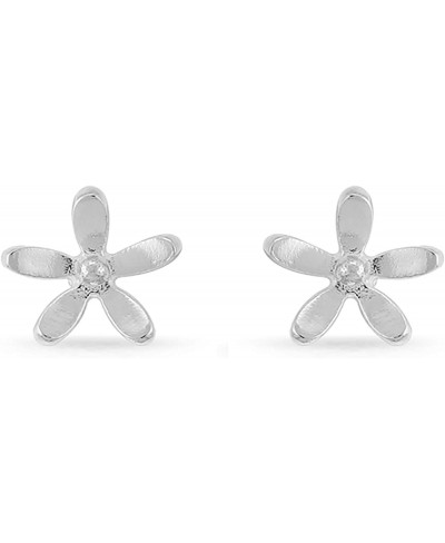 Sterling Silver Daisy Flower Stud Earrings $21.47 Stud