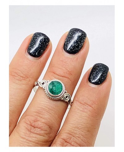 Round Oval Ceated Emerald Spiral Side Ring - 925 Sterling Silver - Ethnic Tribal and Boho Chic Jewelry - Fashionable and Styl...