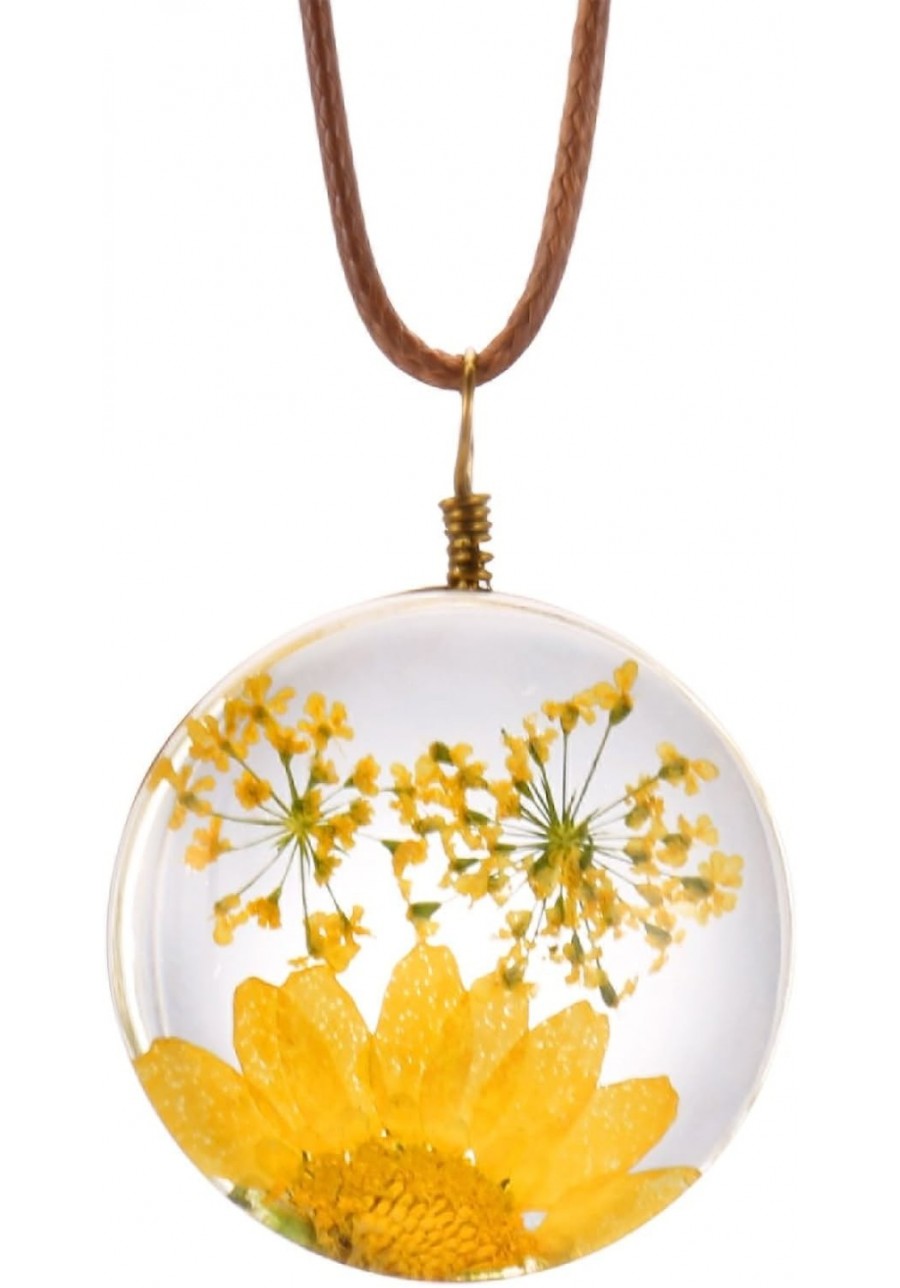 Queen Anne's Lace Daisy Pressed Flowers Transparent Round Pendant Necklace (7 Colors) $8.51 Pendant Necklaces